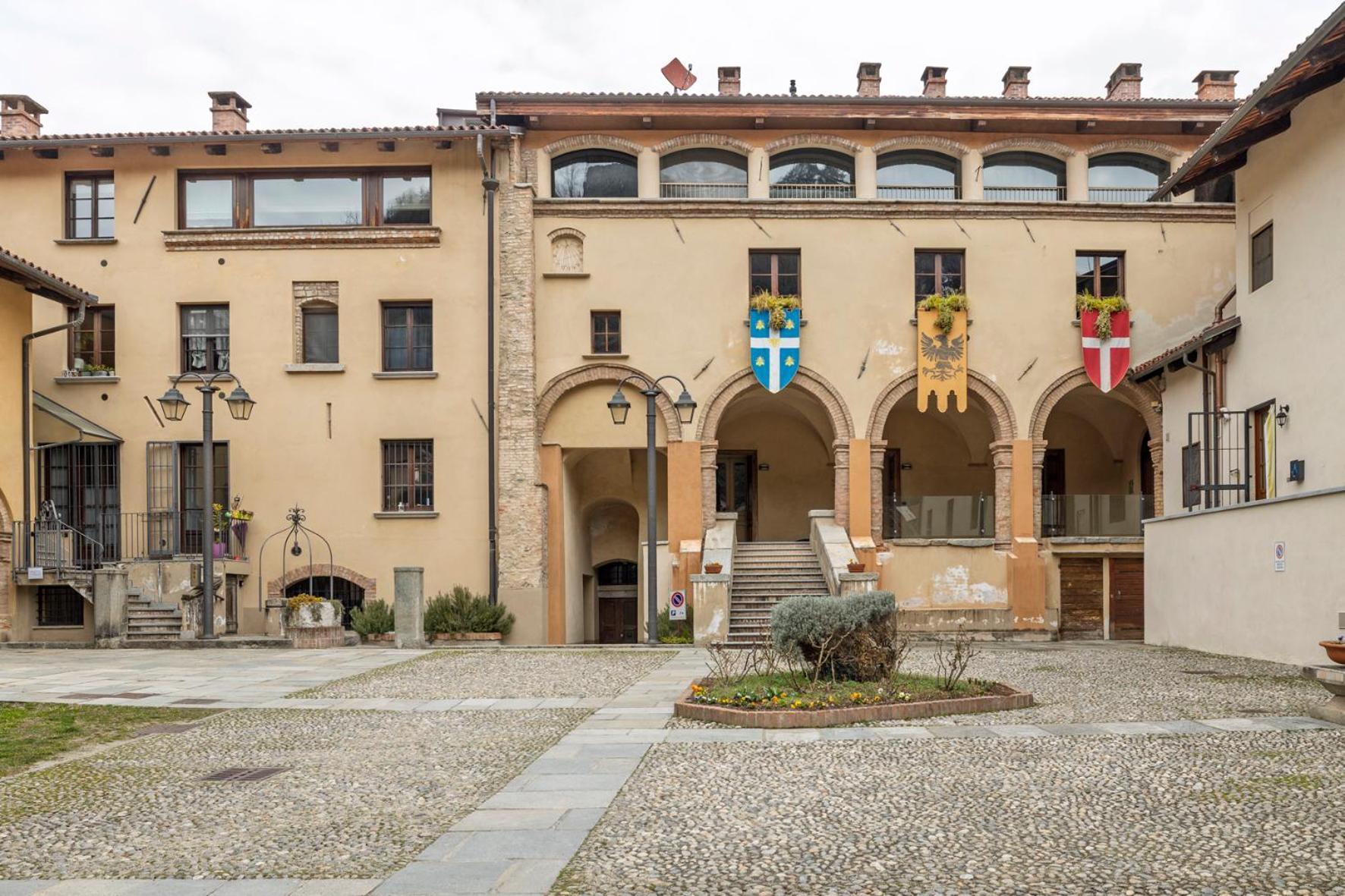 Appartamento Palazzo Dei Duchi أفيليانا المظهر الخارجي الصورة